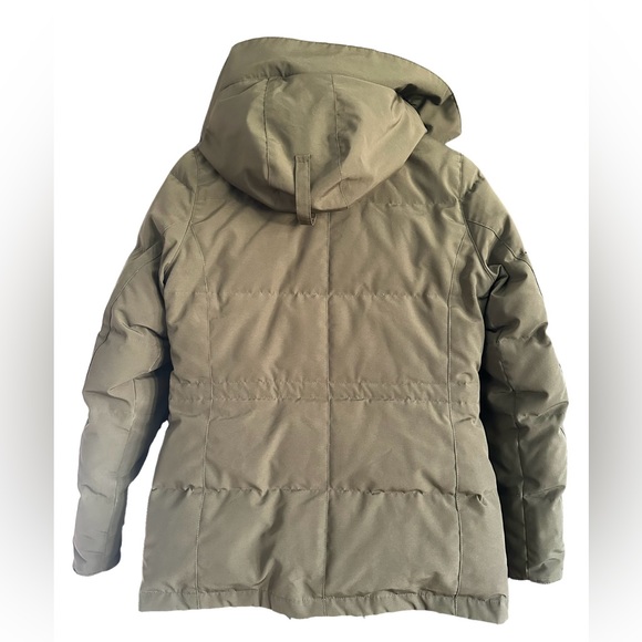 Canada Goose Chelsea Women’s Parka - Medium - Picture 2 of 8